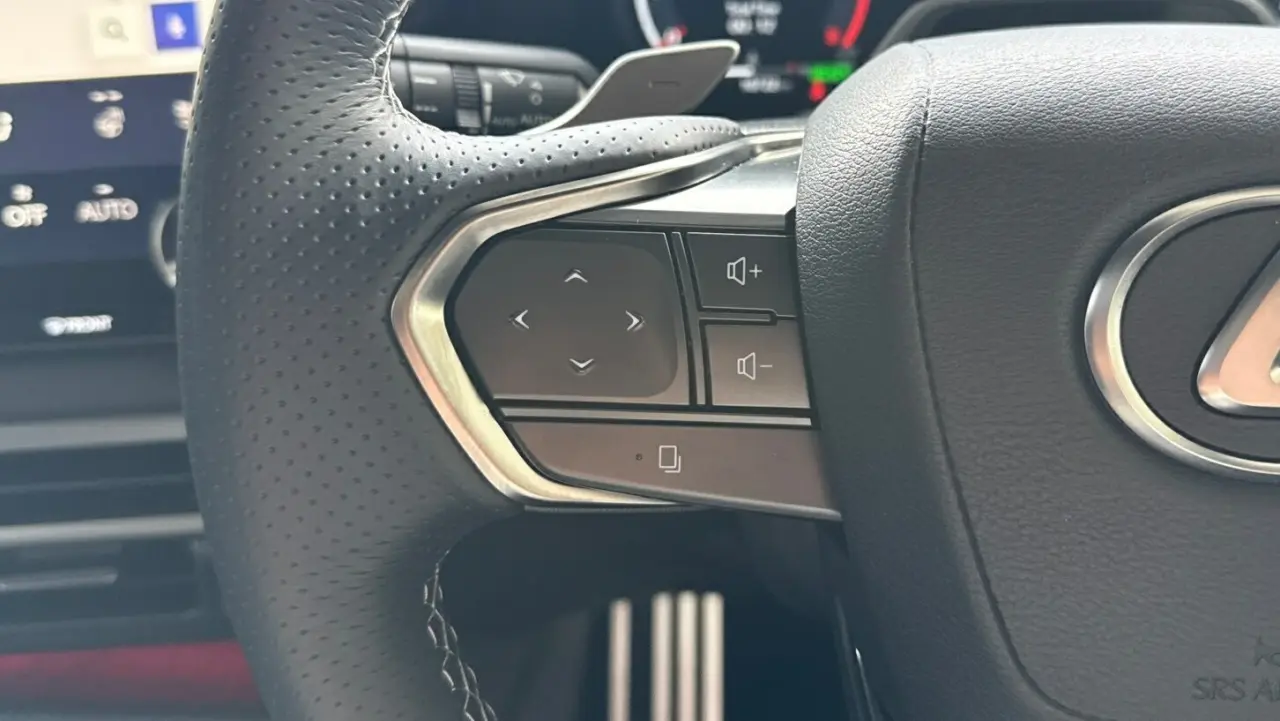 2024 Lexus RX500h Gallery Image 12