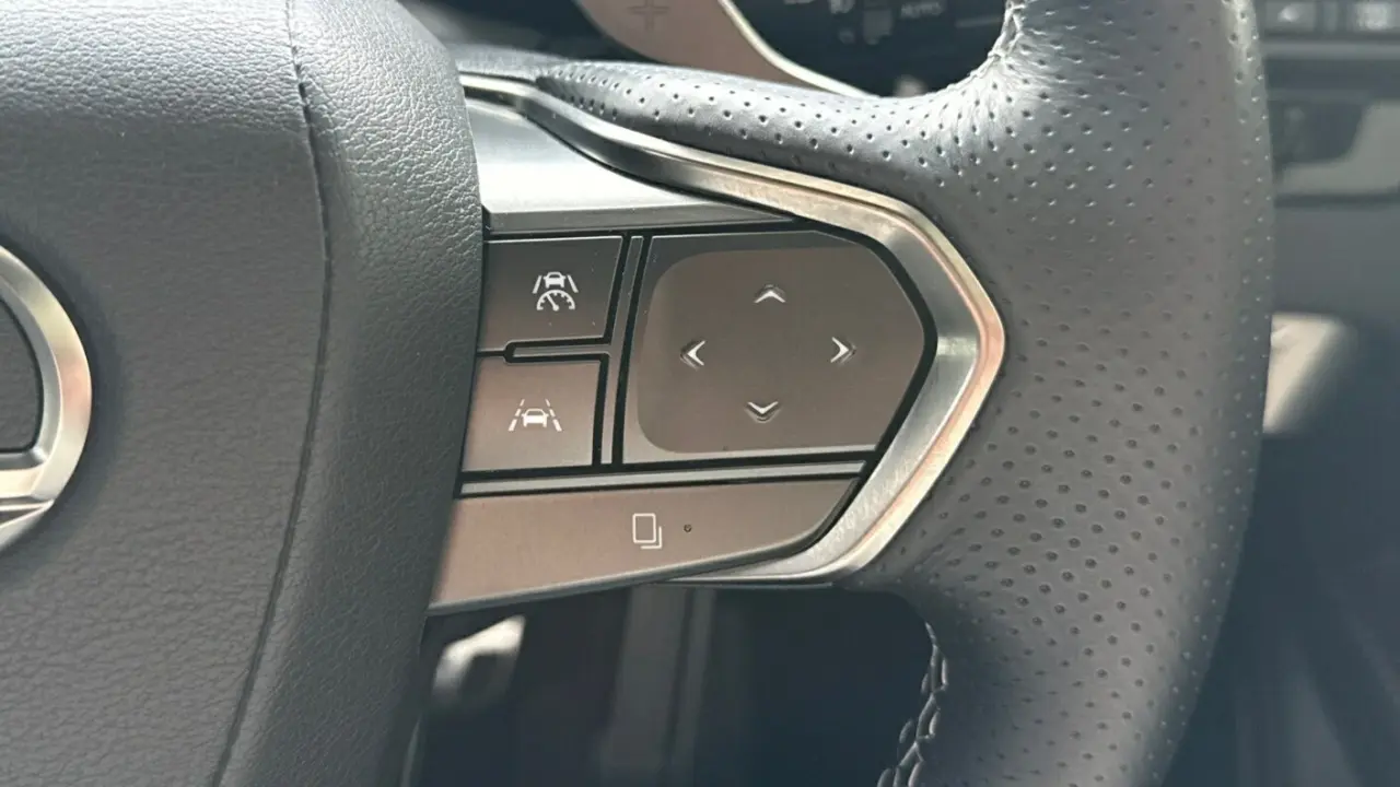 2024 Lexus RX500h Gallery Image 13