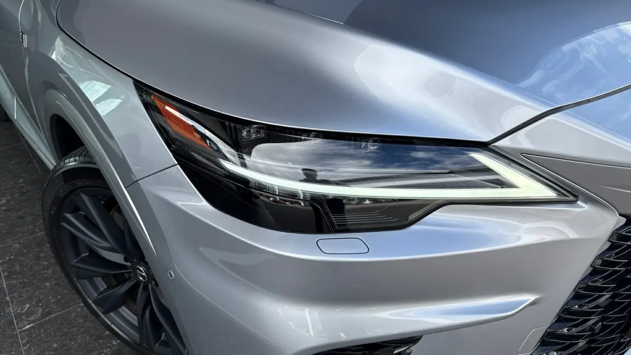 2024 Lexus RX500h Gallery Image 3