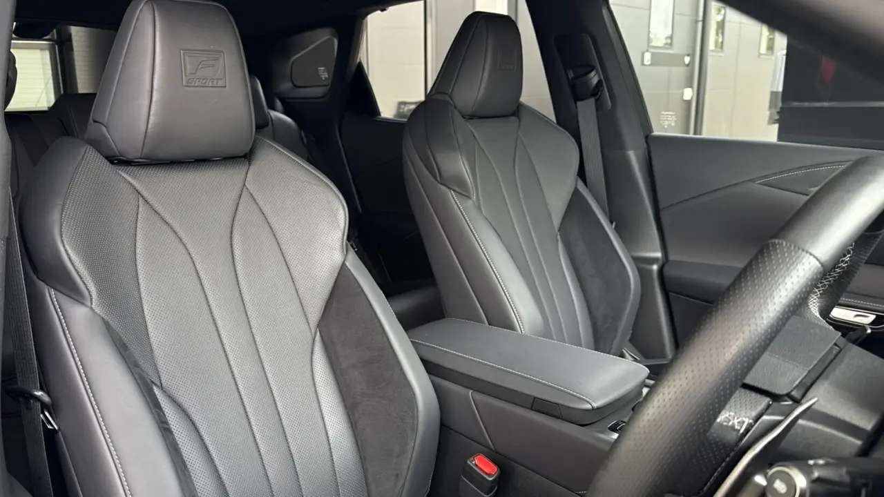 2024 Lexus RX500h Gallery Image 9