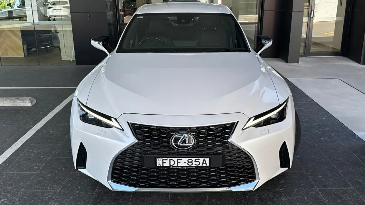 2020 Lexus IS300 Gallery Image 2