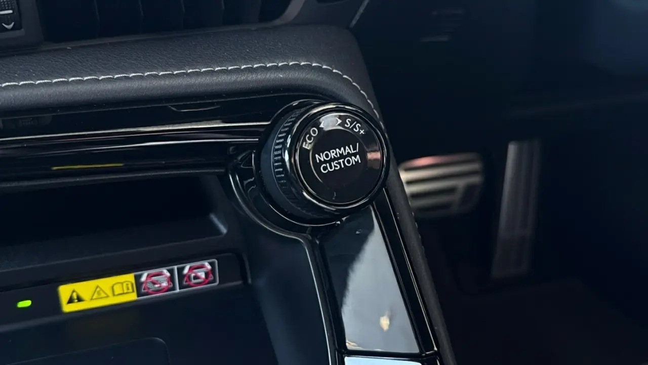 2023 Lexus NX350H Gallery Image 17