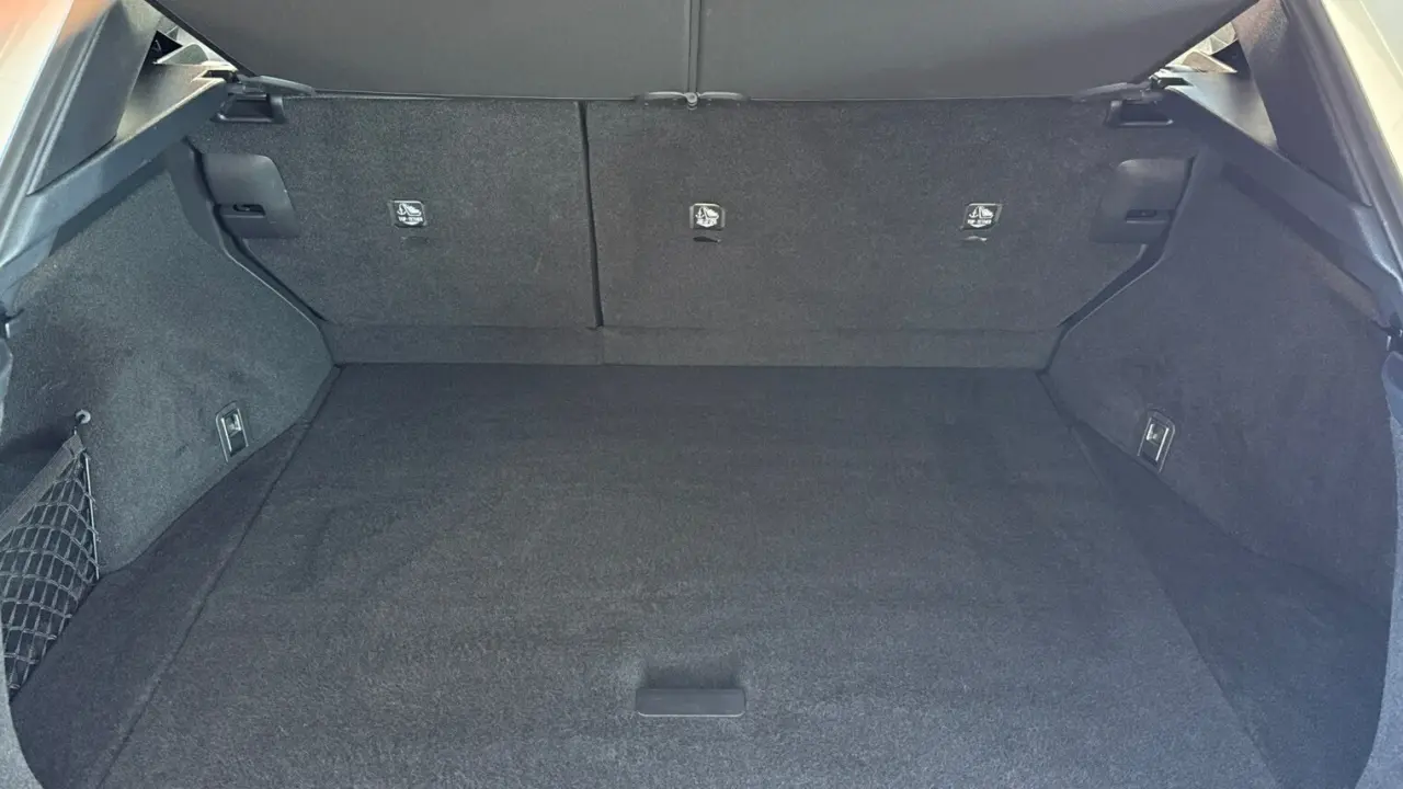 2023 Lexus NX350H Gallery Image 8