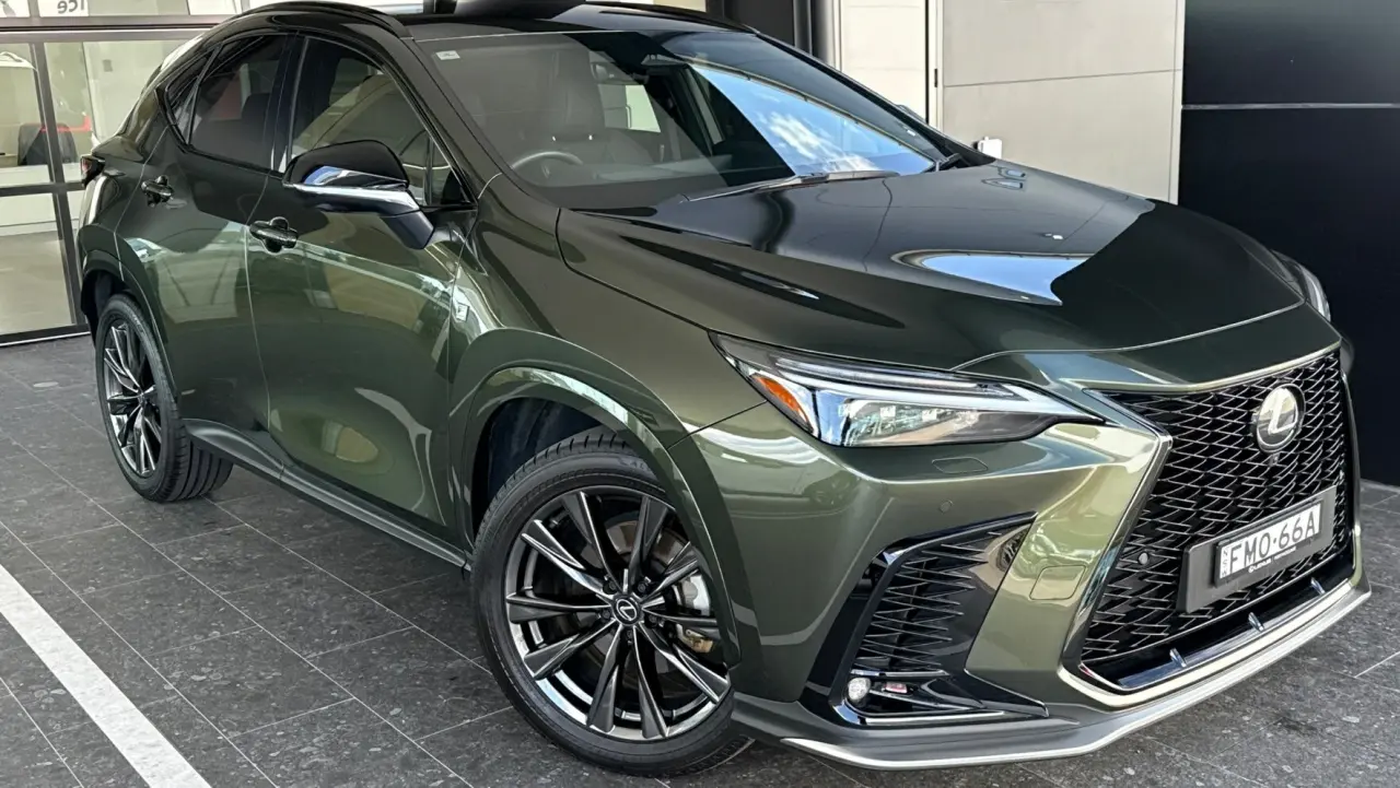 2024 Lexus NX350H Gallery Image 1