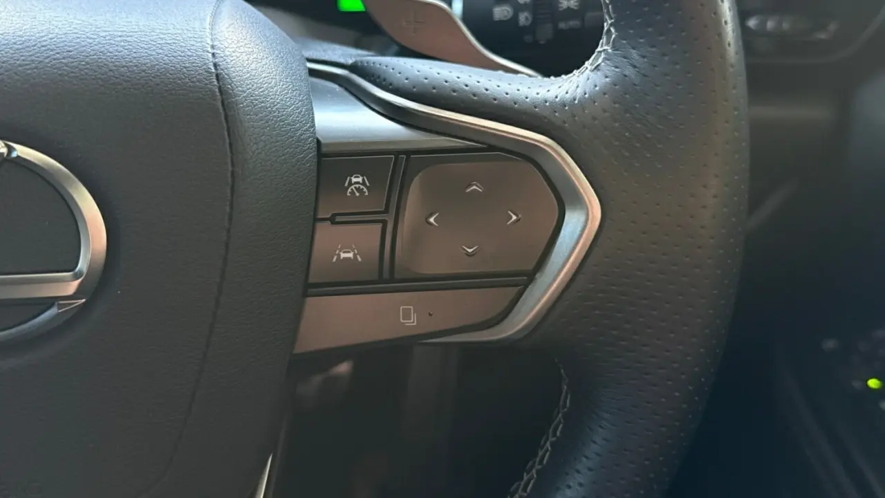 2024 Lexus NX350H Gallery Image 14