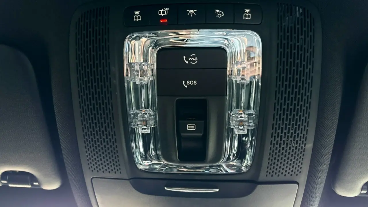 2020 MERCEDES-BENZ GLB Gallery Image 15