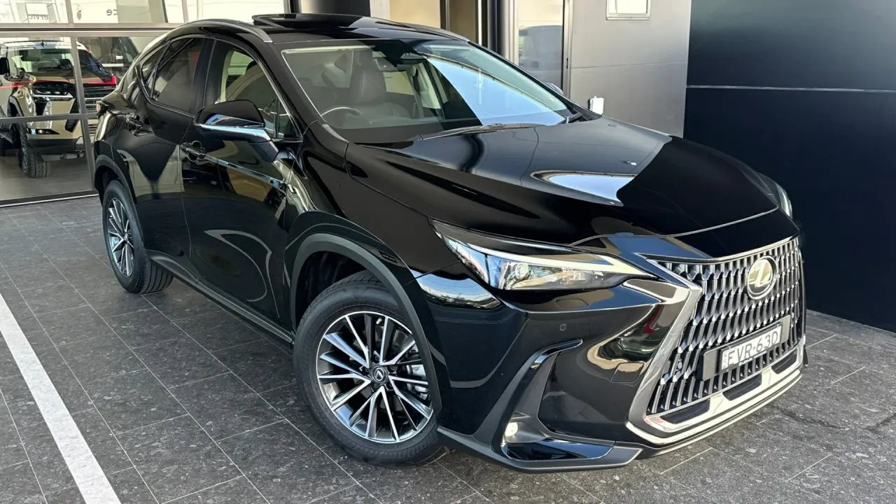 2022 Lexus NX250 Gallery Image 1