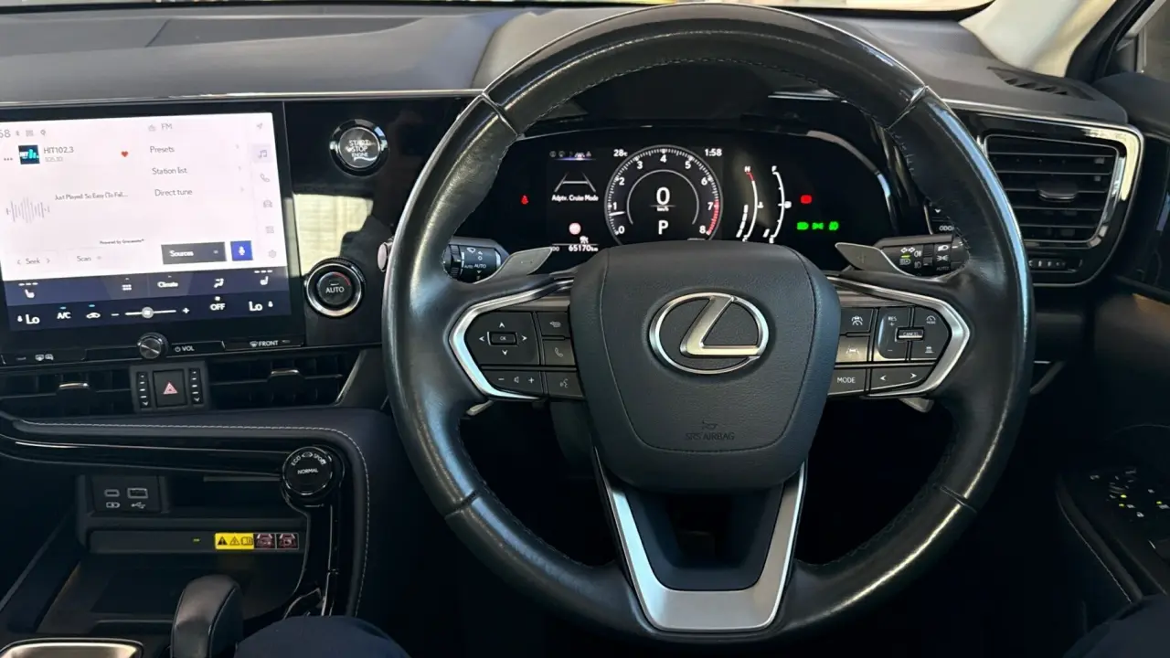 2022 Lexus NX250 Gallery Image 9