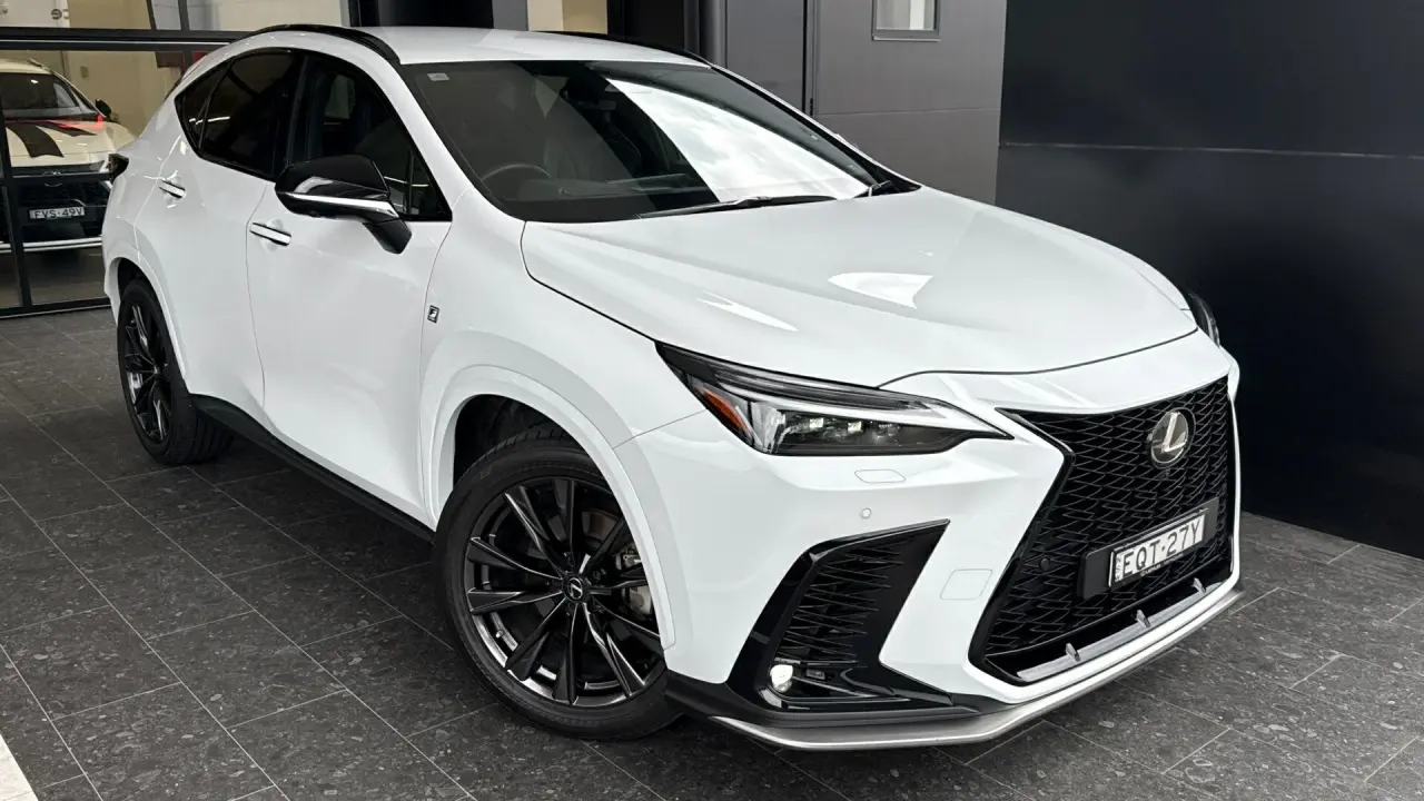 2021 Lexus NX350H Image