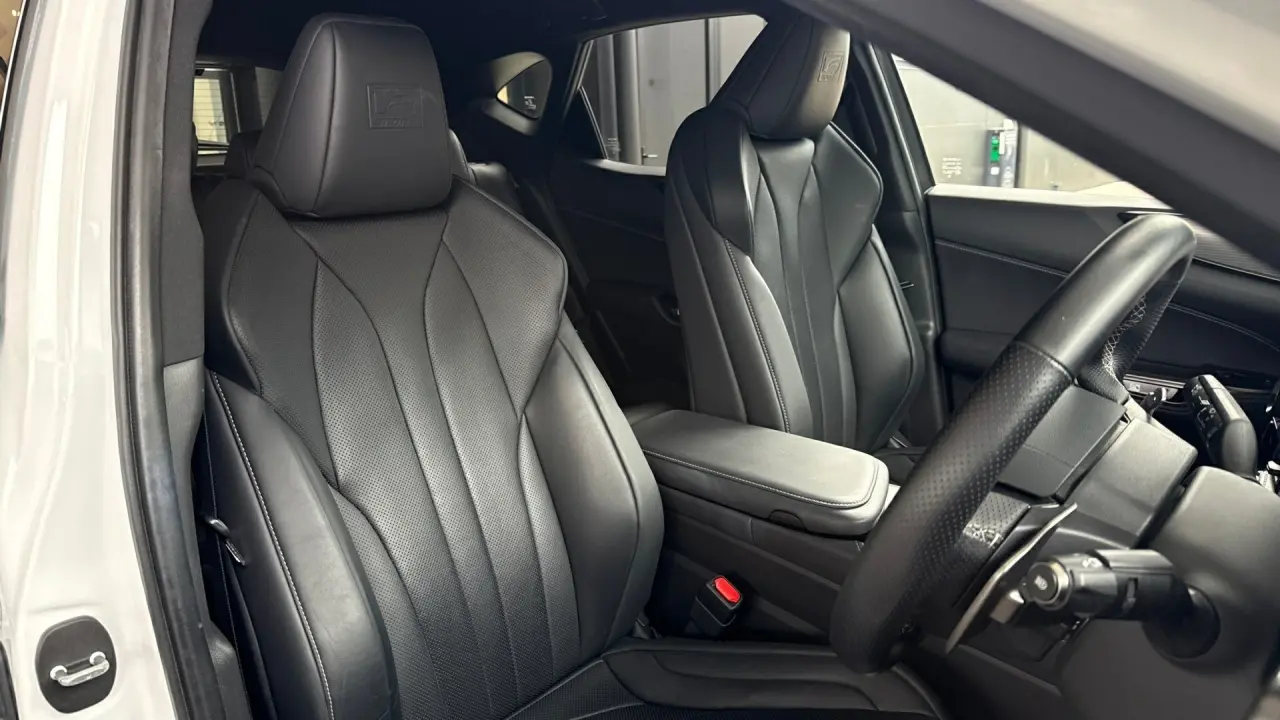 2021 Lexus NX350H Gallery Image 10