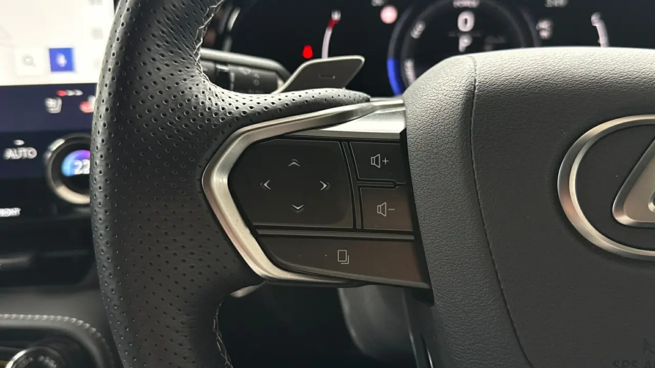 2021 Lexus NX350H Gallery Image 13