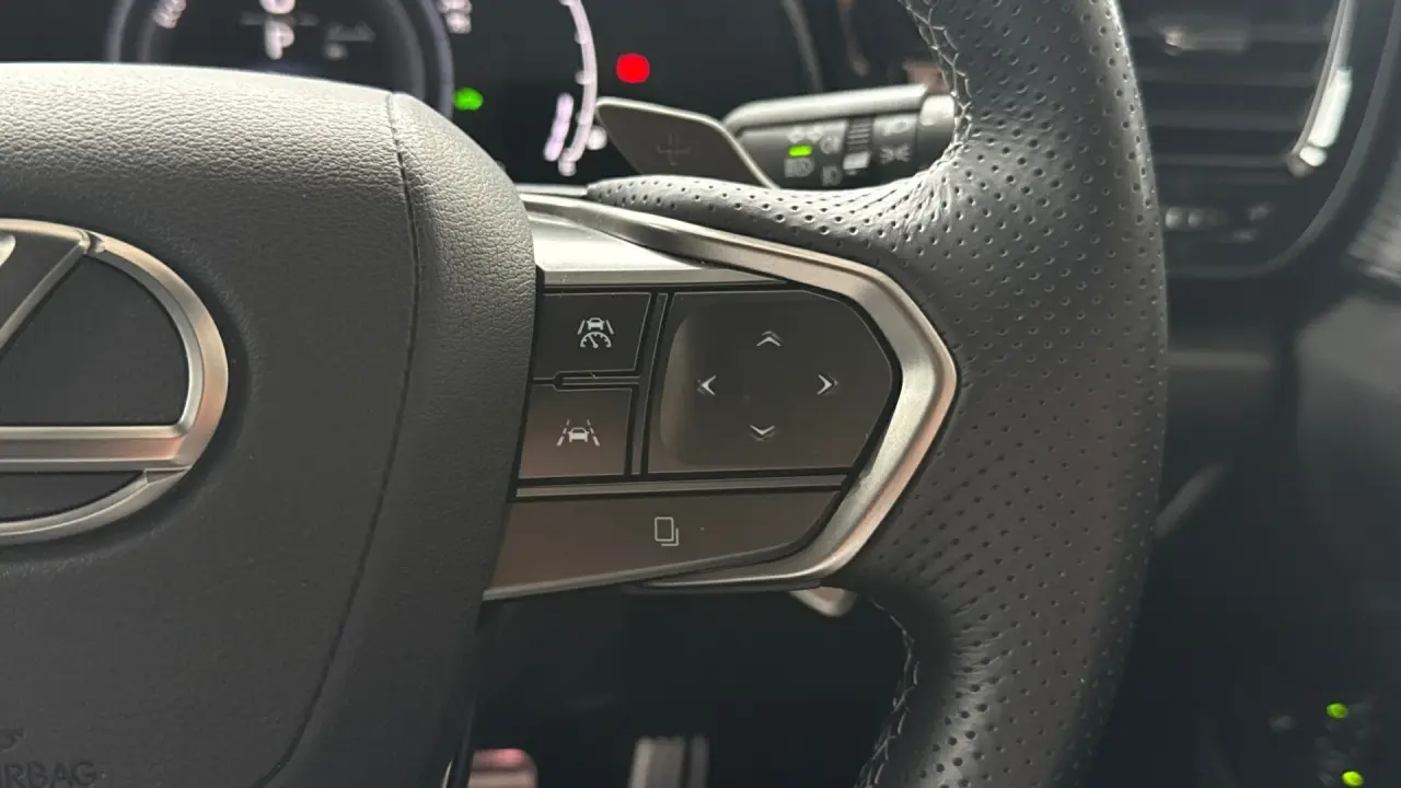 2021 Lexus NX350H Gallery Image 14