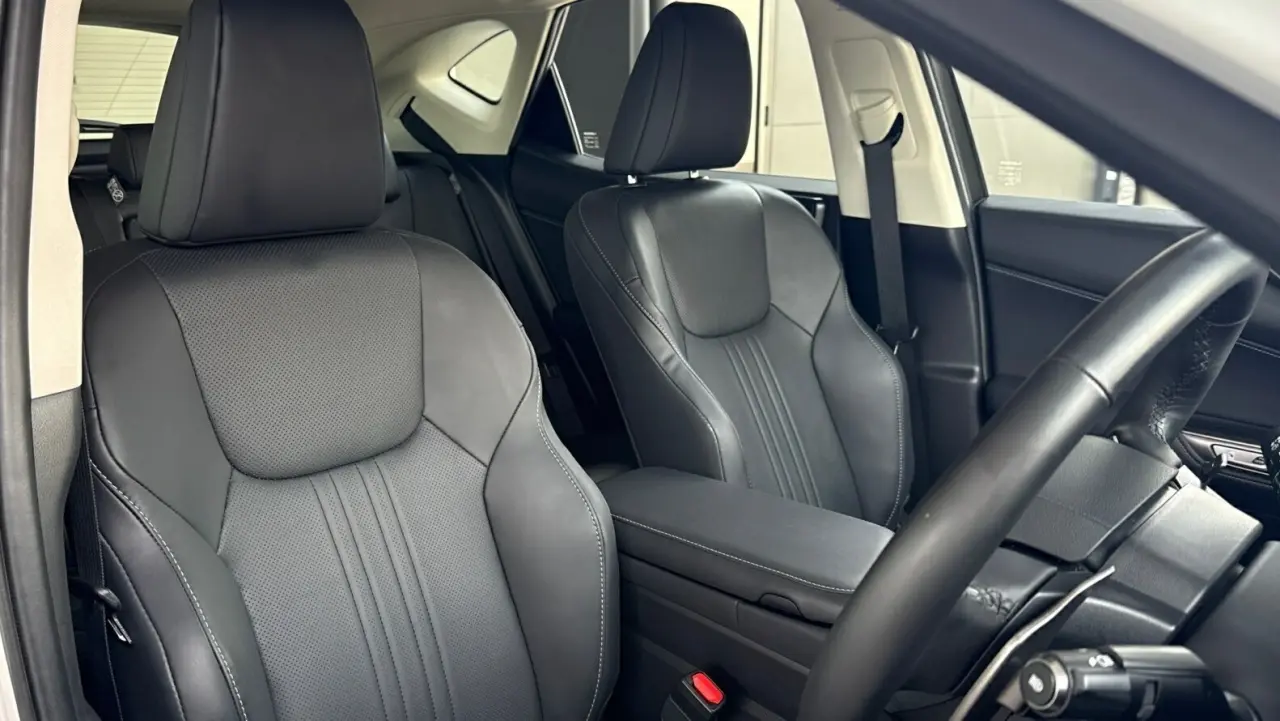 2023 Lexus NX250 Gallery Image 11