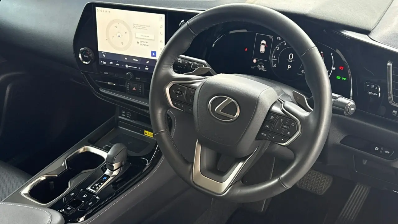 2023 Lexus NX250 Gallery Image 12