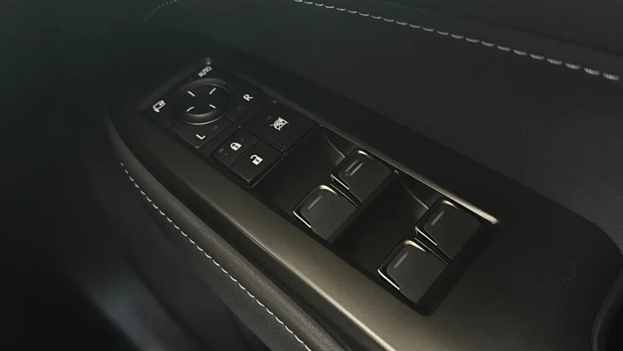 2023 Lexus NX250 Gallery Image 19