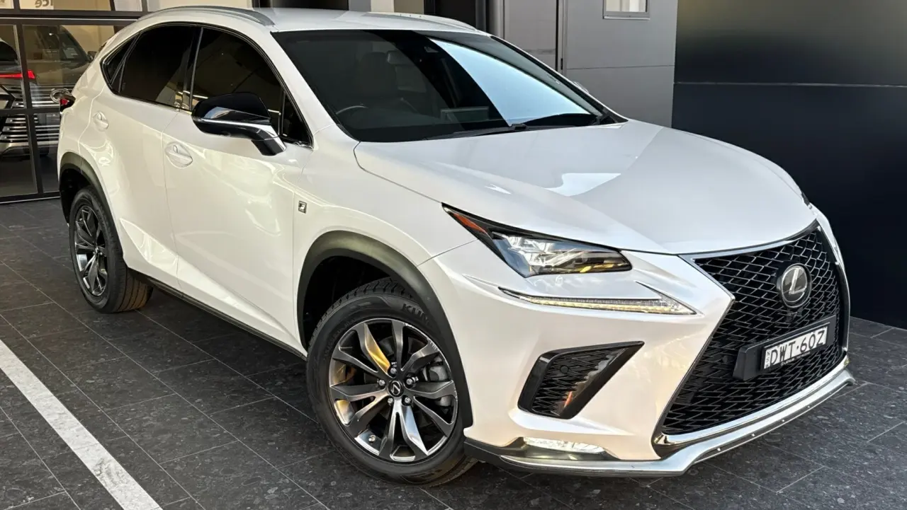 2018 Lexus NX300 Gallery Image 1