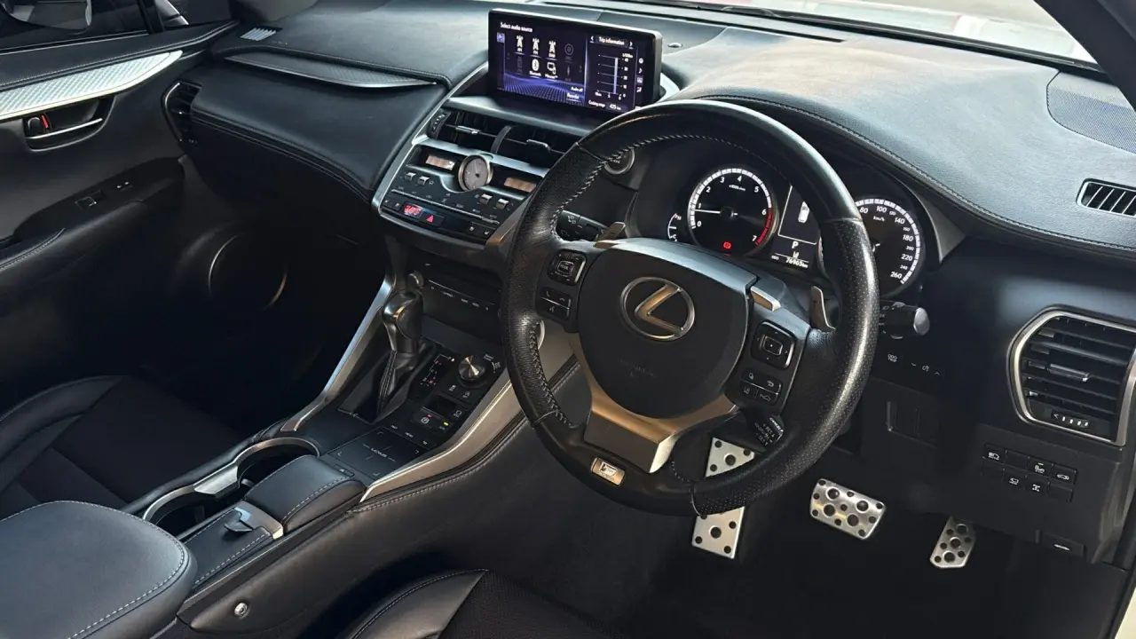 2018 Lexus NX300 Gallery Image 10