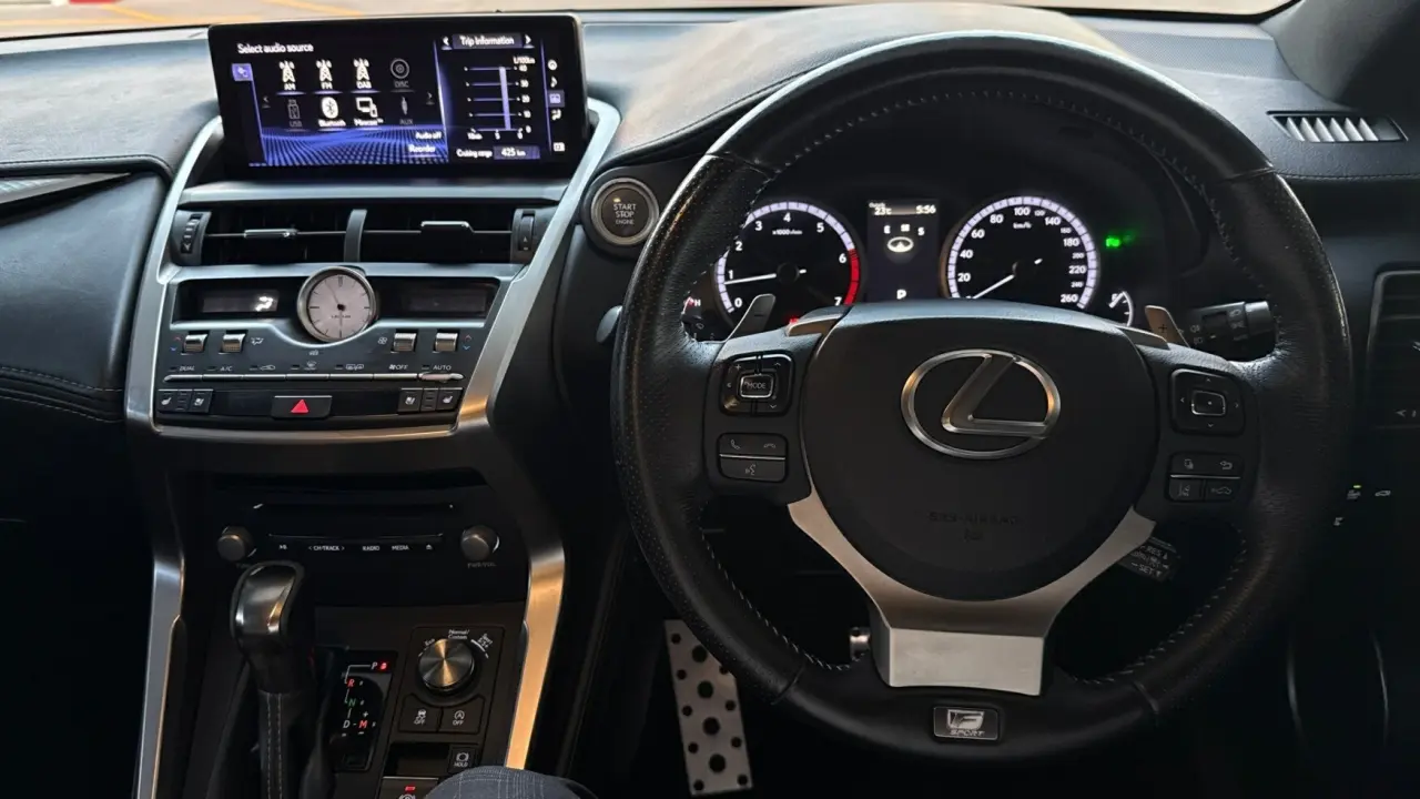 2018 Lexus NX300 Gallery Image 11