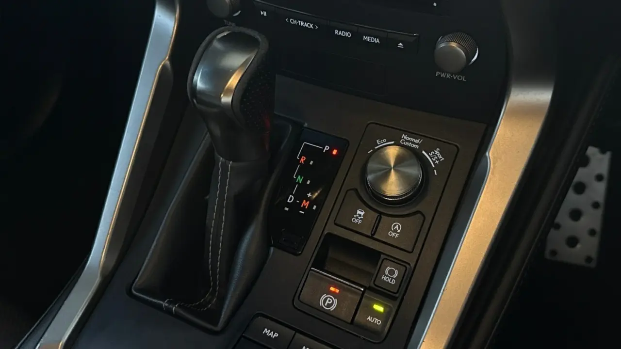 2018 Lexus NX300 Gallery Image 17