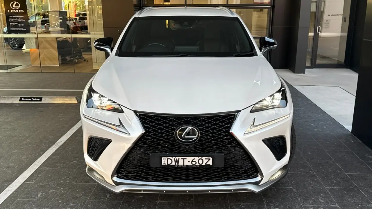 2018 Lexus NX300 Gallery Image 2