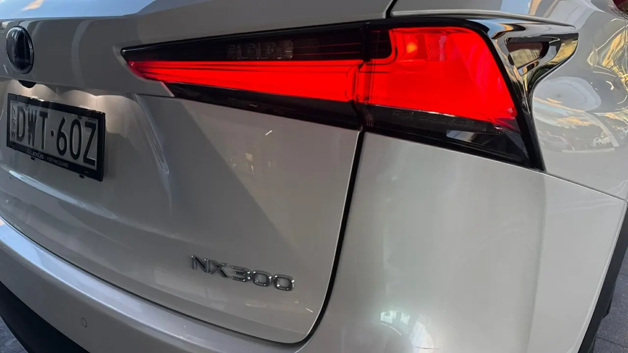 2018 Lexus NX300 Gallery Image 6