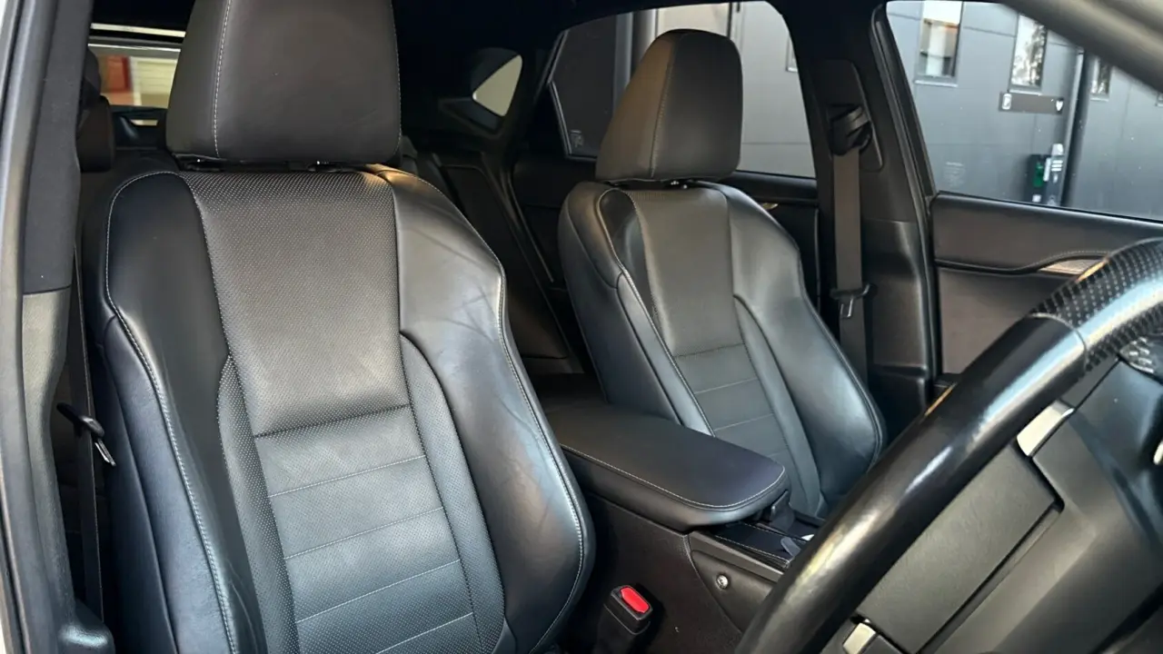 2018 Lexus NX300 Gallery Image 9