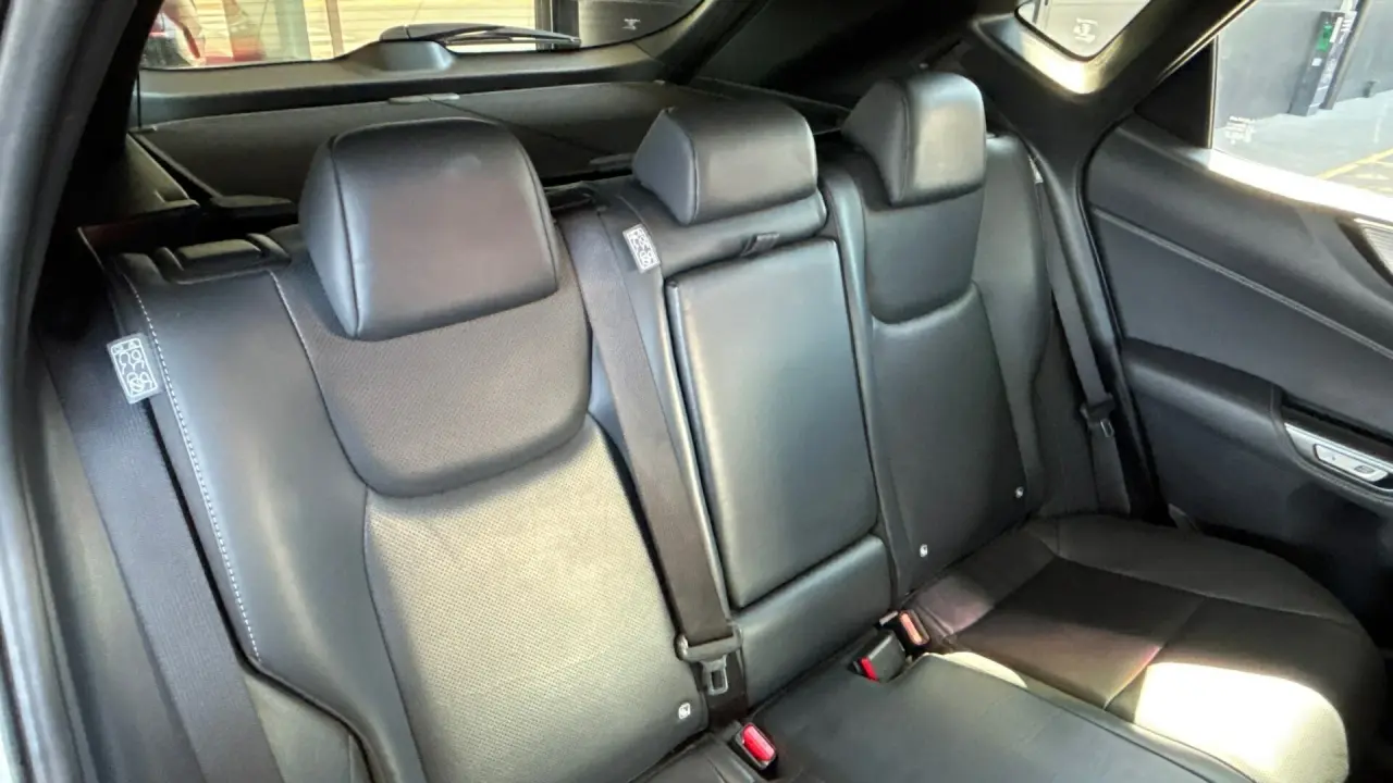 2022 Lexus NX350H Gallery Image 9