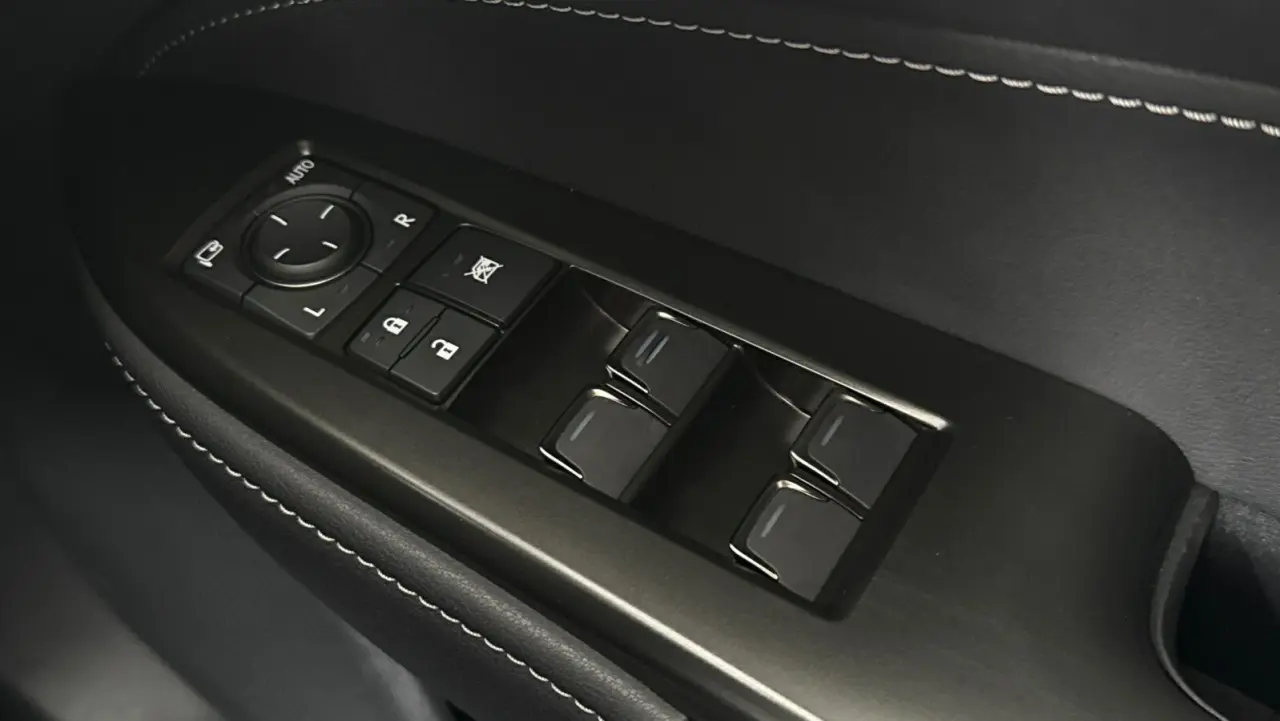 2022 Lexus NX350 Gallery Image 19