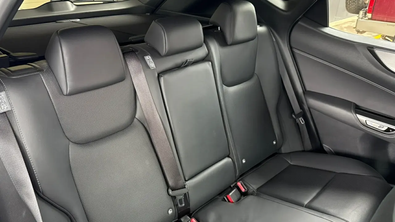 2022 Lexus NX350 Gallery Image 8