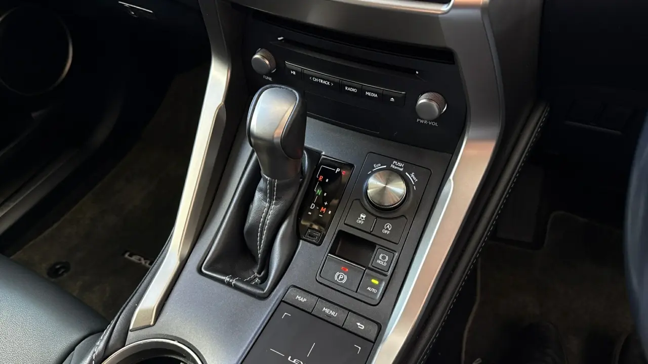 2019 Lexus NX300 Gallery Image 17