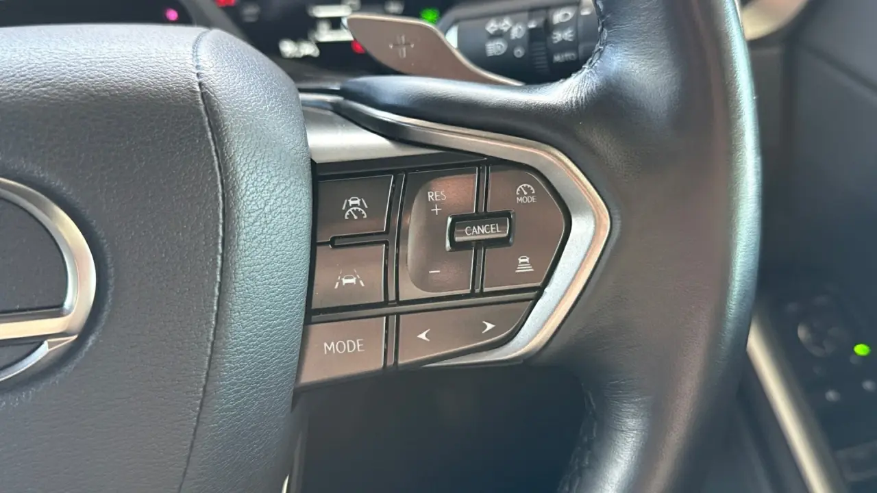 2024 Lexus GX550 Gallery Image 12