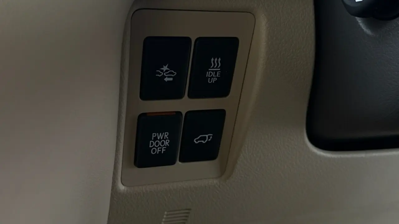 2021 Lexus LX450D Gallery Image 22