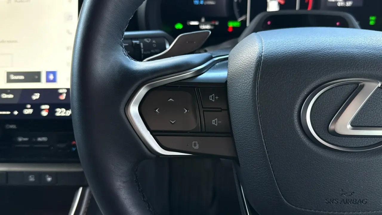 2024 Lexus LBX HEV Gallery Image 13