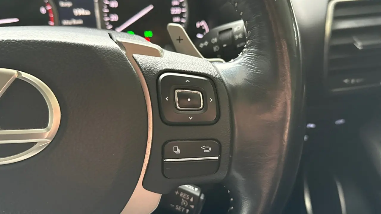 2016 Lexus NX200t Gallery Image 13