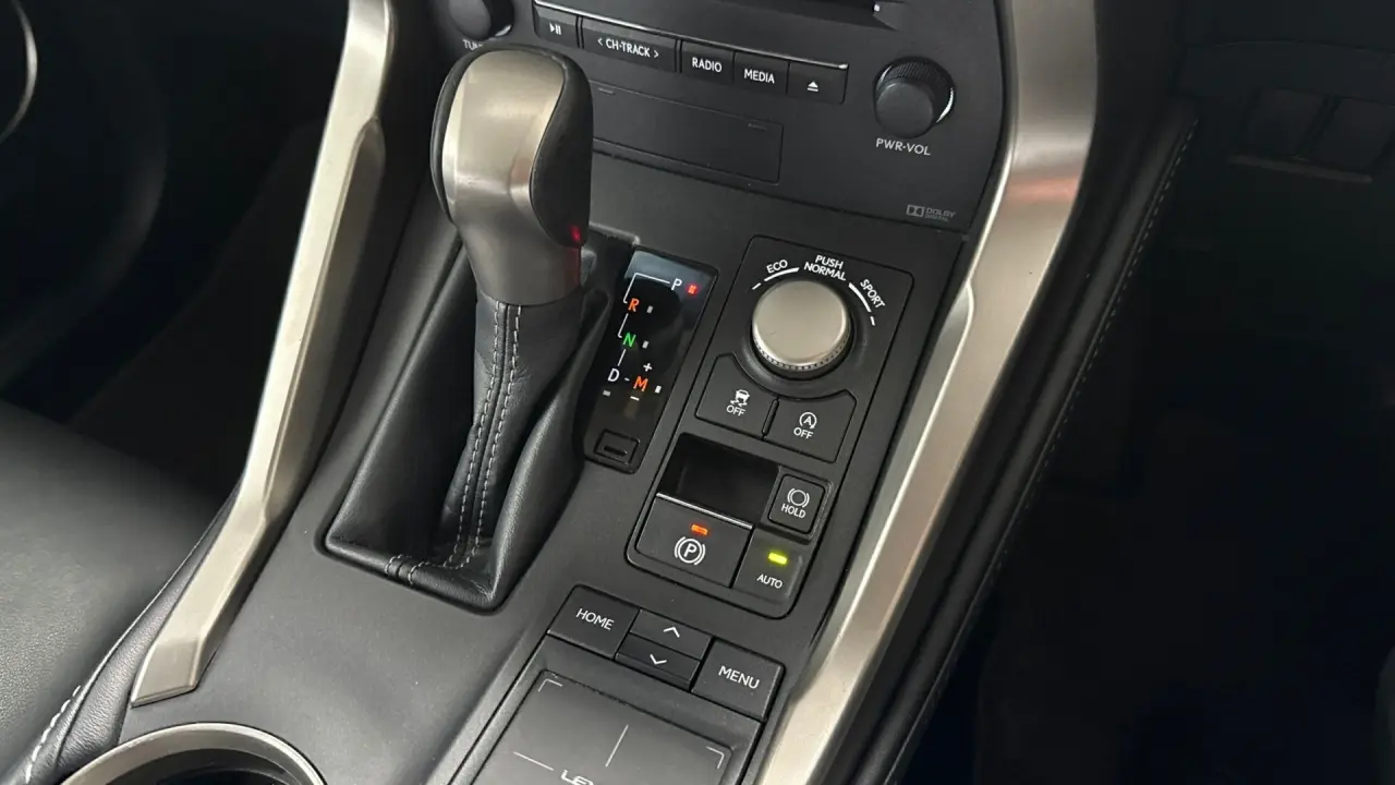 2016 Lexus NX200t Gallery Image 18