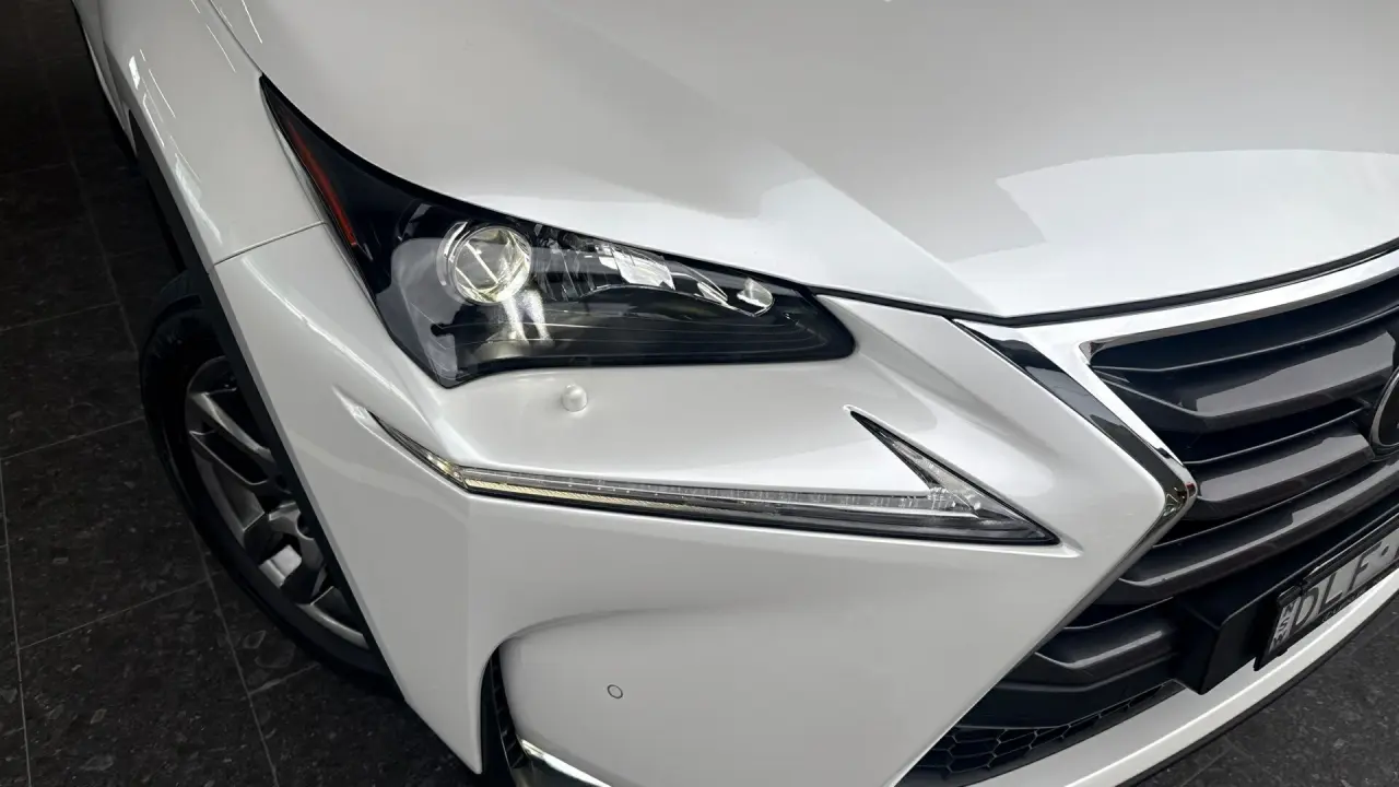 2016 Lexus NX200t Gallery Image 3