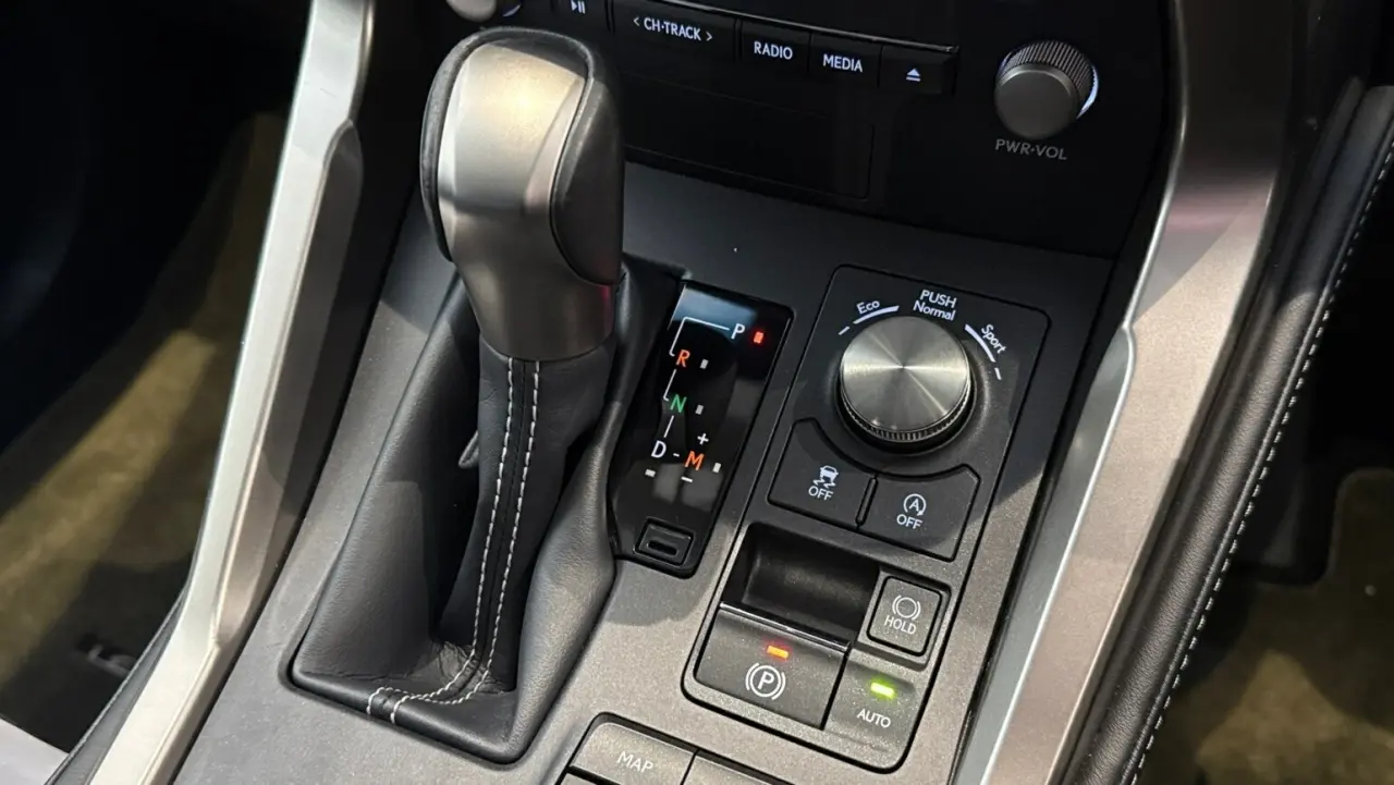 2019 Lexus NX300 Gallery Image 17