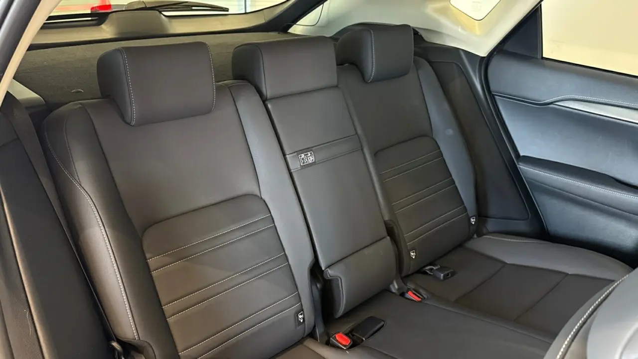 2019 Lexus NX300 Gallery Image 8