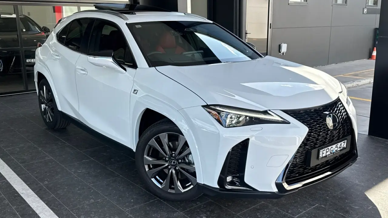 2025 Lexus UX300h Gallery Image 1