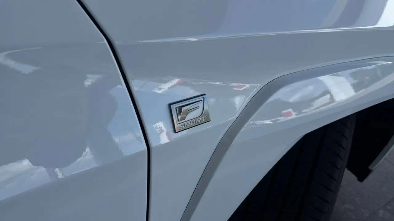 2025 Lexus UX300h Gallery Image 3