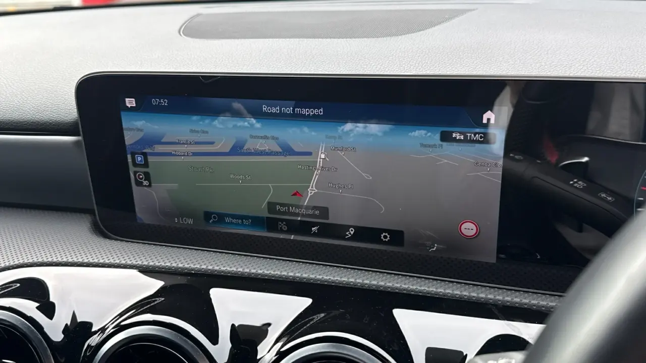 2019 MERCEDES-BENZ A180 Gallery Image 15