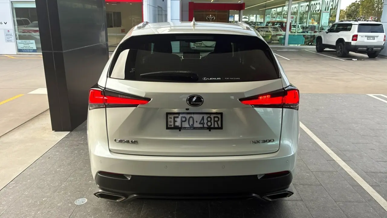 2021 Lexus NX300 Gallery Image 6