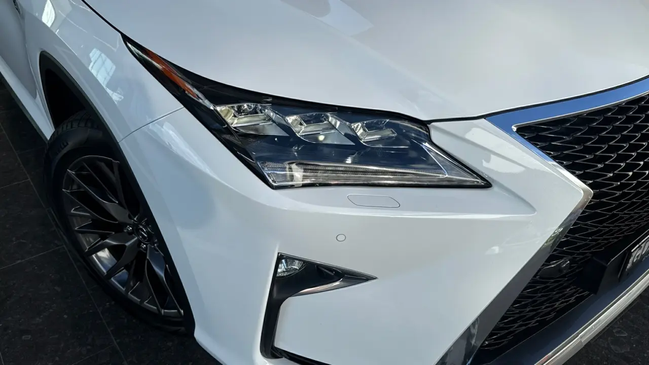 2017 Lexus RX350 Gallery Image 3