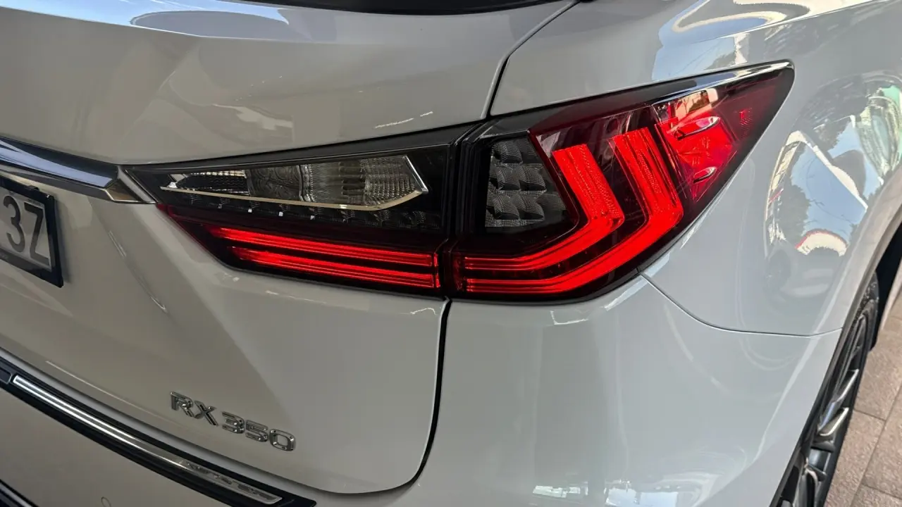 2017 Lexus RX350 Gallery Image 7