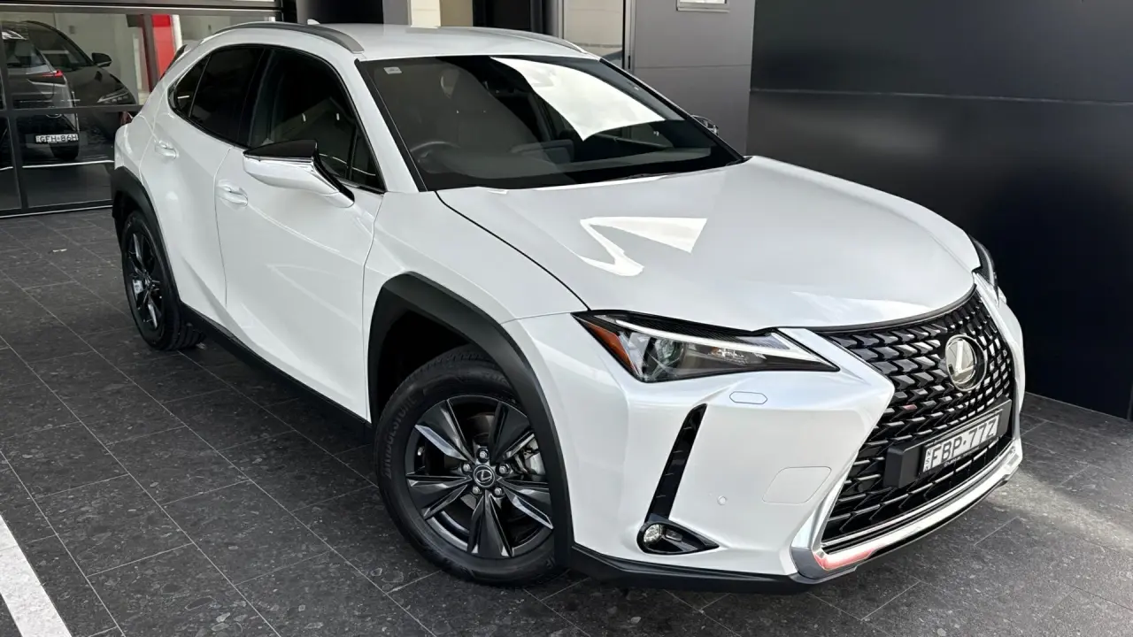 2023 Lexus UX250H Gallery Image 1