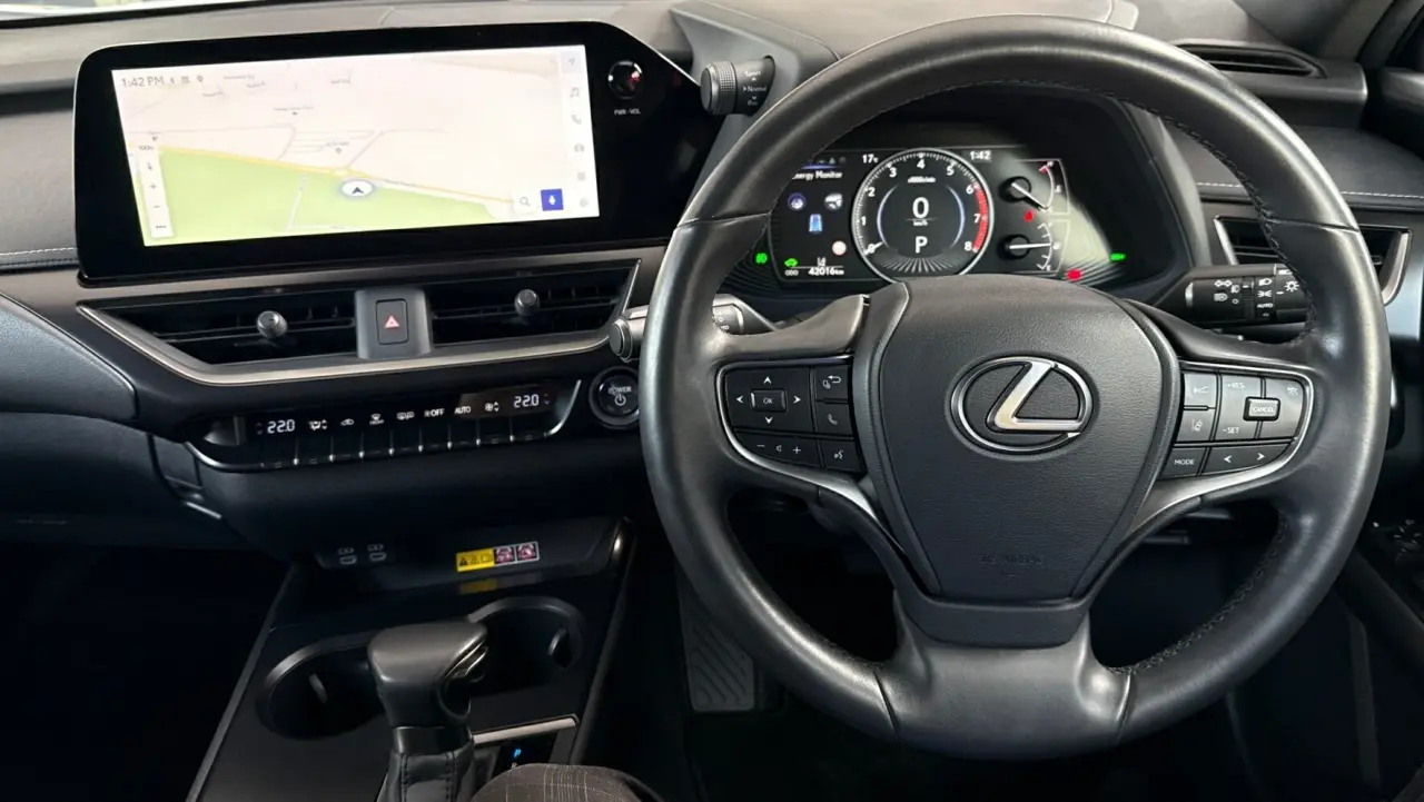 2023 Lexus UX250H Gallery Image 12
