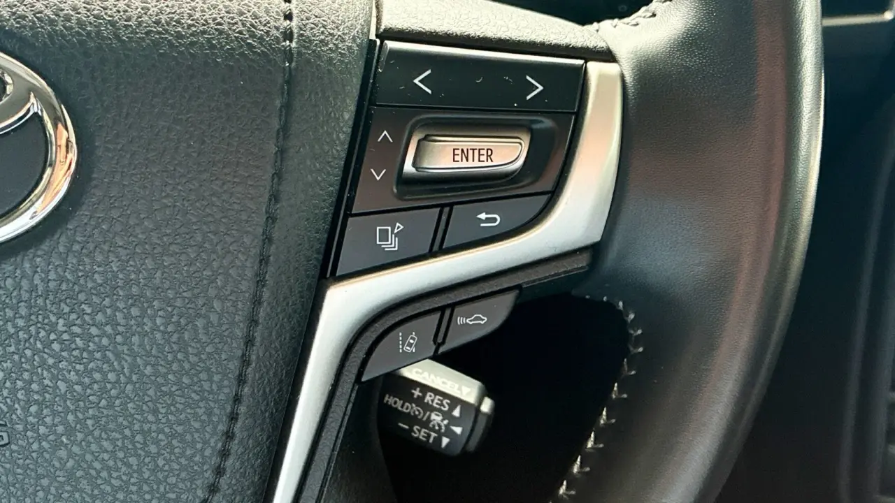 2021 Toyota Prado Gallery Image 14