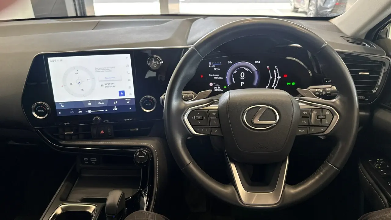 2024 Lexus NX350H Gallery Image 11