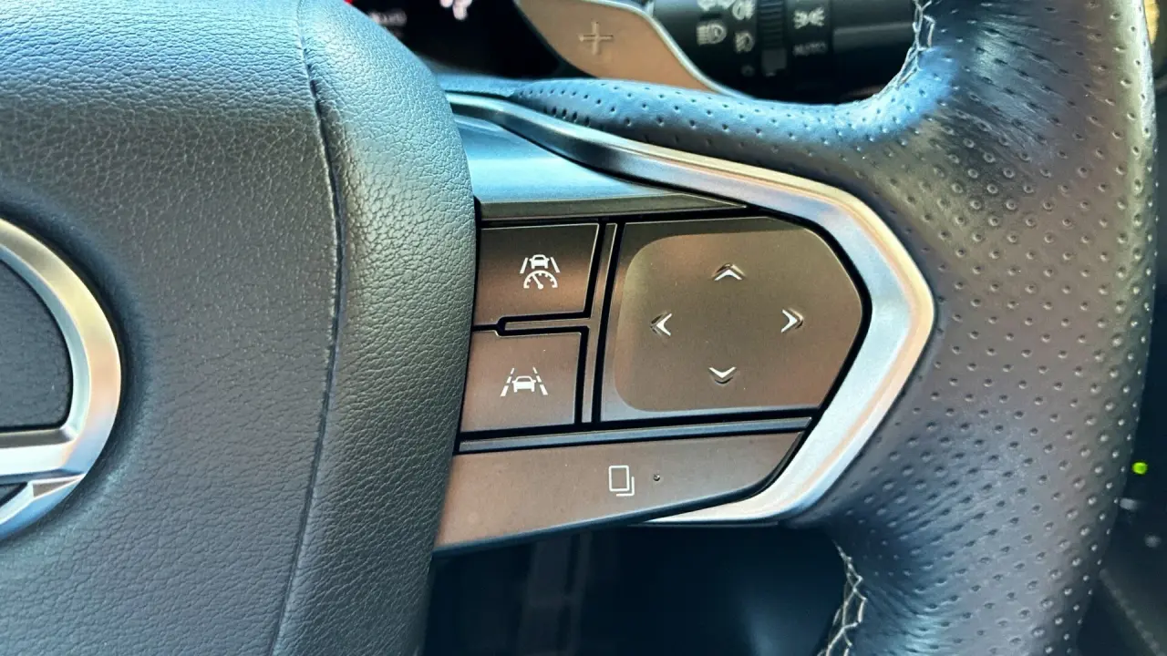 2023 Lexus RX350 Gallery Image 16