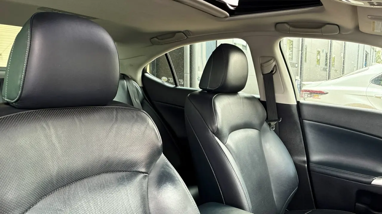 2011 Lexus IS250 Gallery Image 10